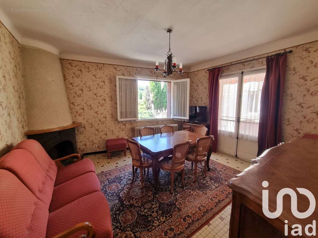 Photo 2 - Maison à EMBRES-ET-CASTELMAURE