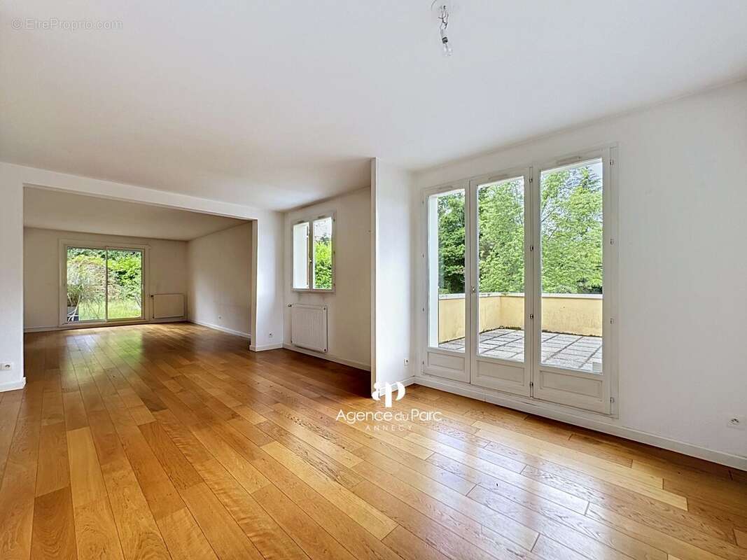 Appartement à QUINTAL