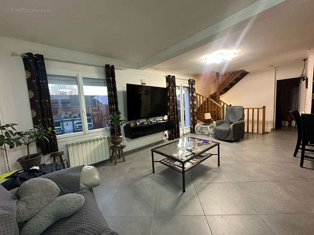 Maison à MITRY-MORY