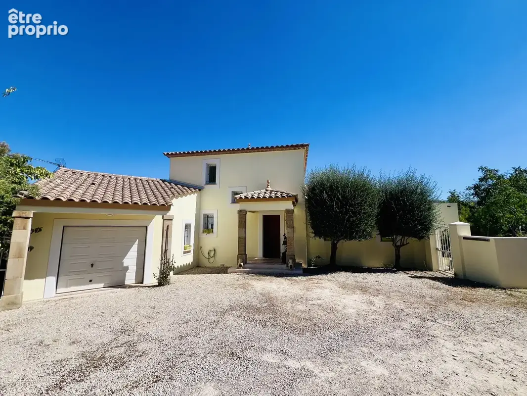 Villa T4 de 147m2 avec vue ,piscine, garage sur 1200m2 de terrain - photo 6
