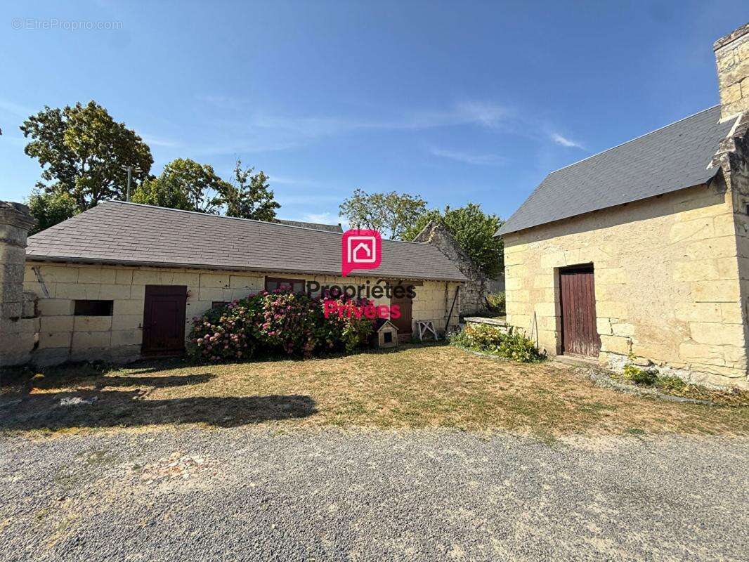 Maison Beaumont En Veron 5 pièce(s) 183 m2 Jardin dépendances - photo 15