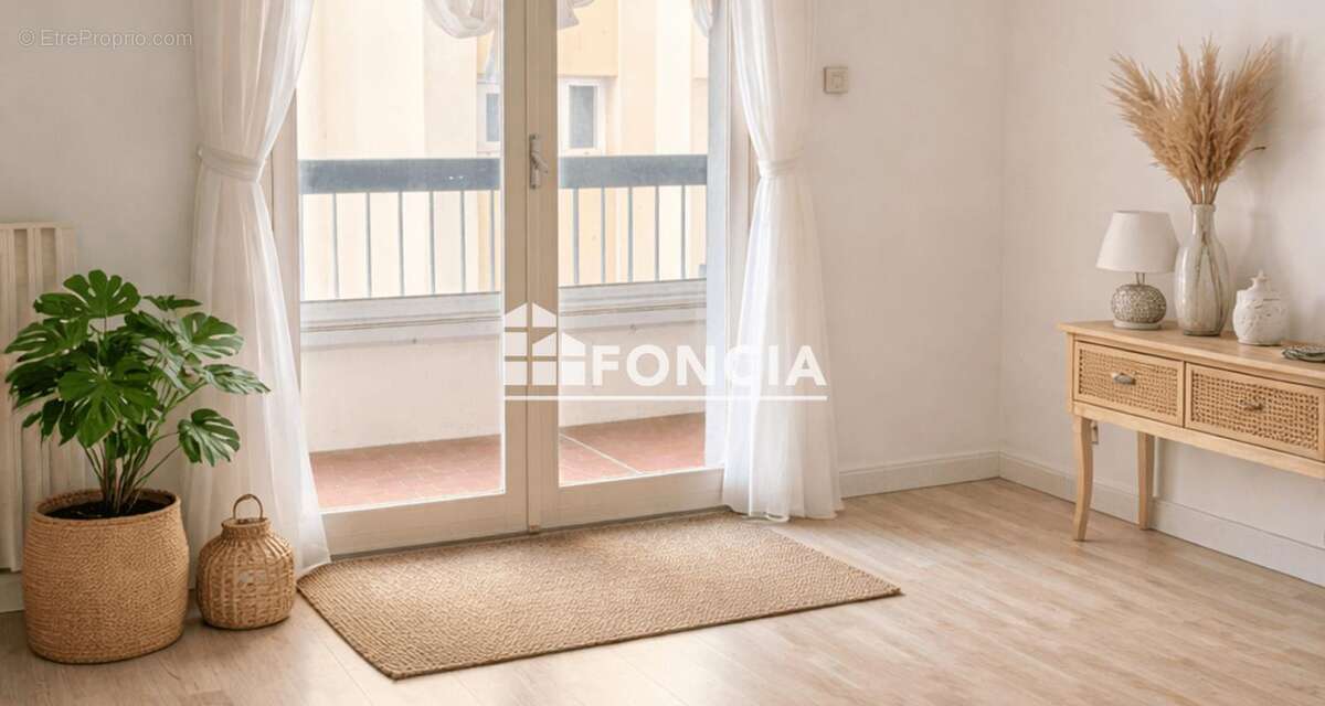 Appartement à HYERES