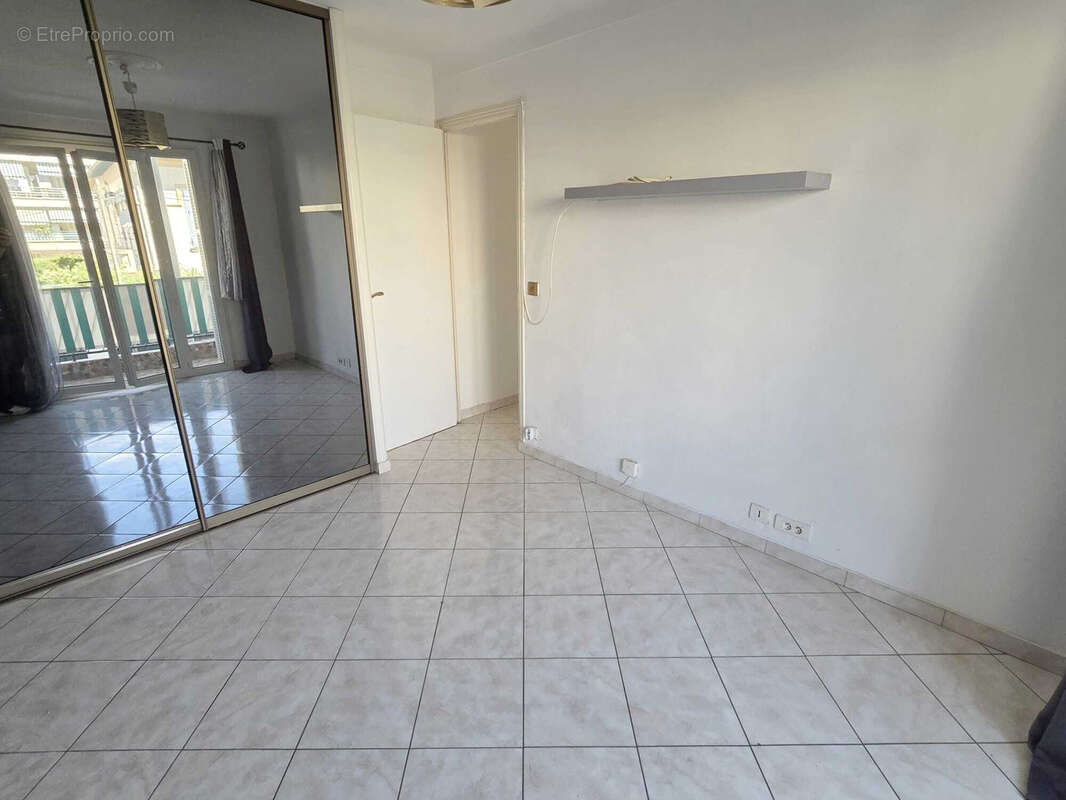 Nice ouest - appartement 3 pieces 56 m2 - garage - cave - photo 8