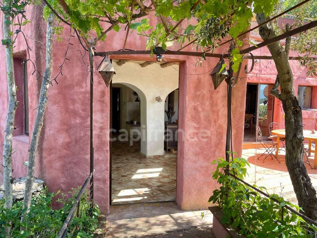 Roussillon – propriété d'exception au cœur du luberon - photo 4