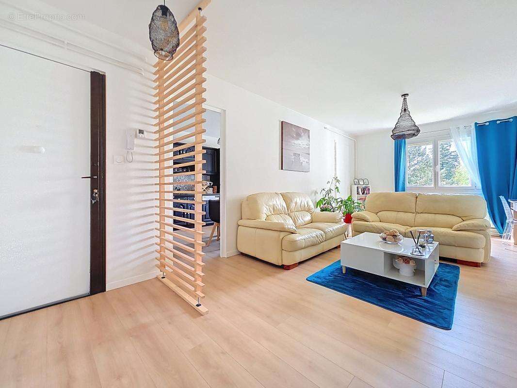 Appartement à SAINT-PRIEST