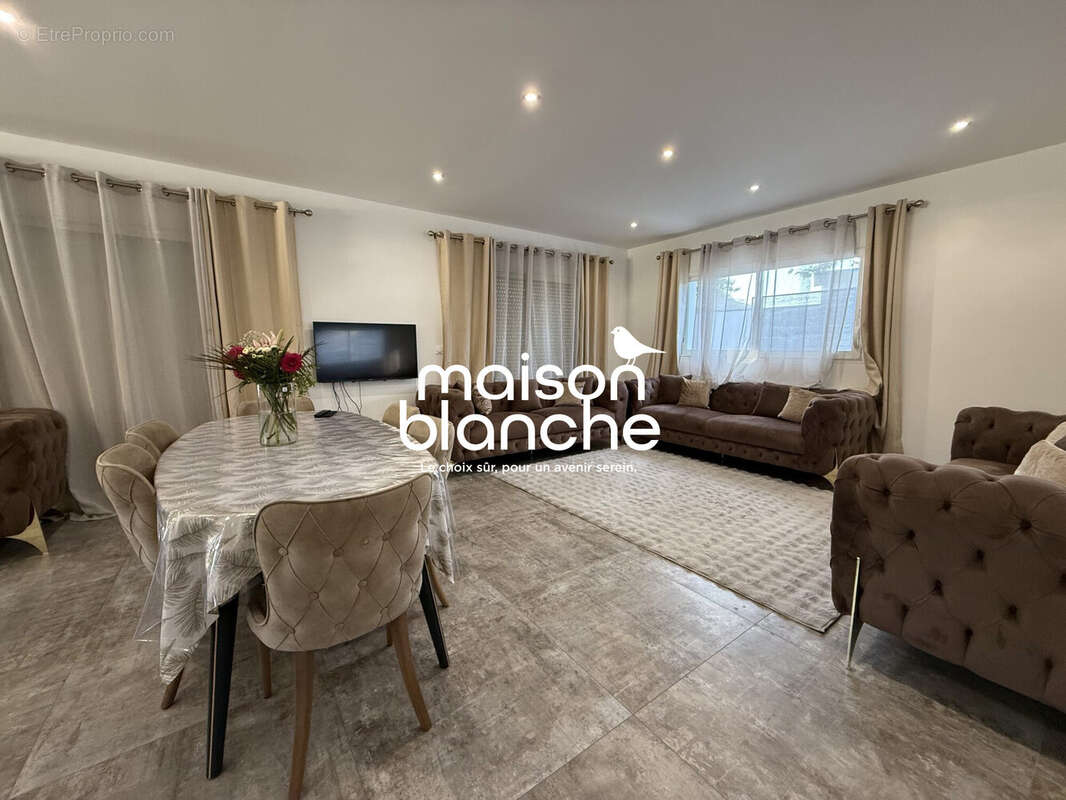 Maison à SAINT-DENIS-DE-PILE