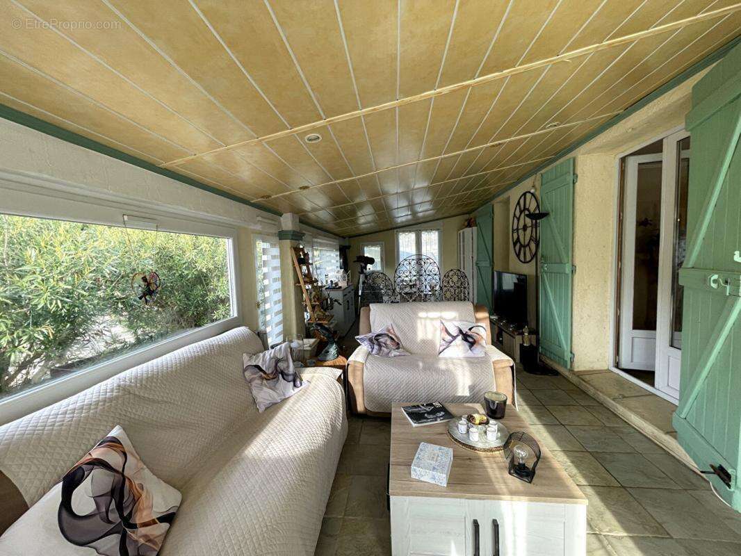 Maison à MONTAUROUX