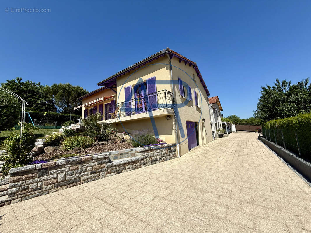 Maison à BRIOUDE