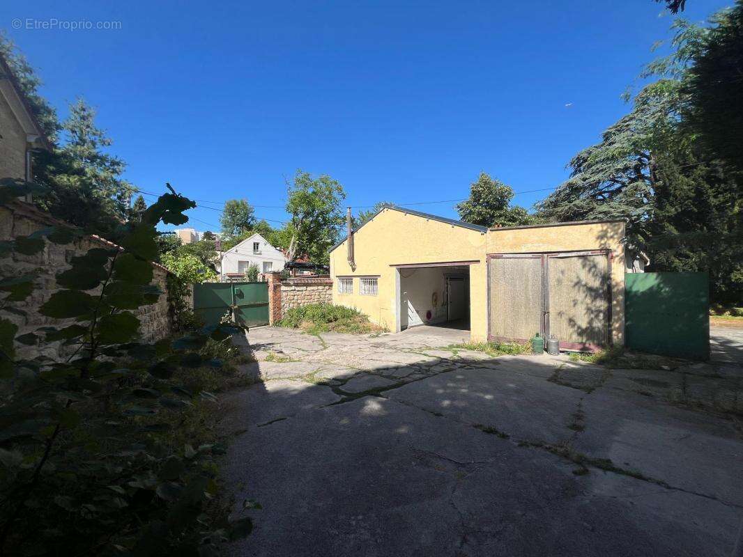 Maison à SAINT-OUEN-L'AUMONE