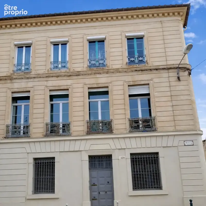 Commerce à LUNEL