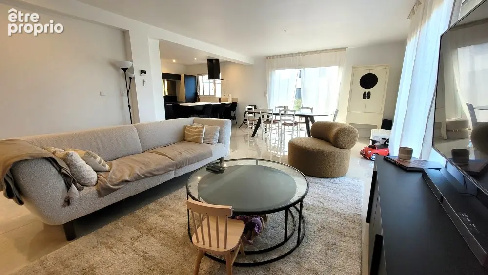 OFFRE AU PRIX en 2 visites Maison récente de 5 pièces offrant 102 m² habitables  sur un terrain de 366m² - photo 3