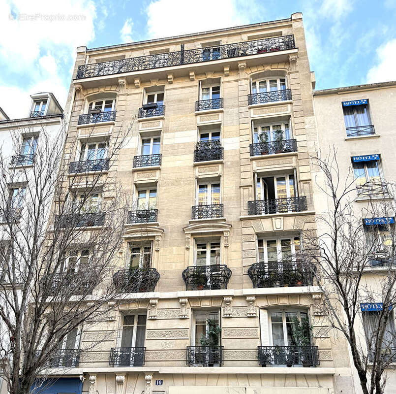 Paris 14, deux piéces dans l ancien en étage élevé - photo 8
