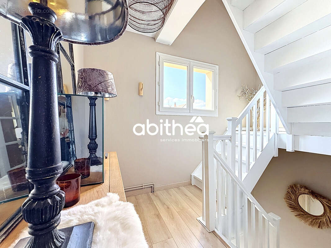 Appartement t4 - photo 9