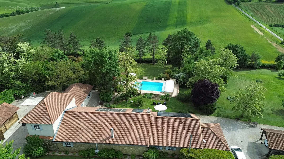 Maison à MIRANDE