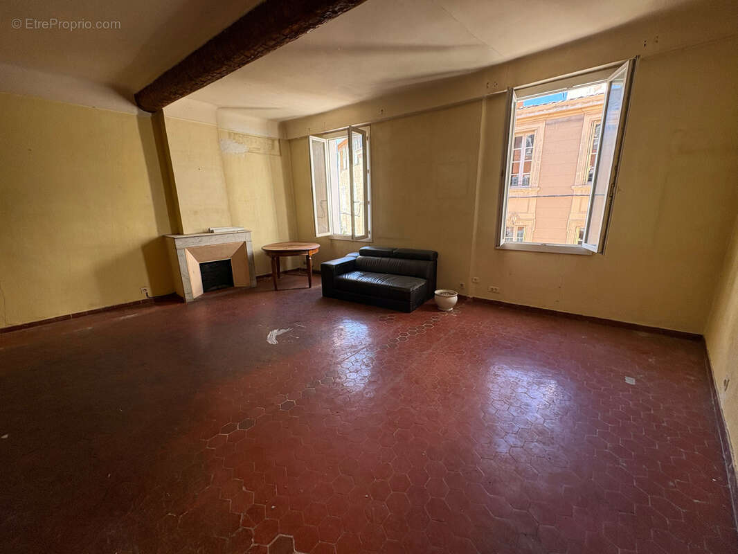 Appartement à OLLIOULES