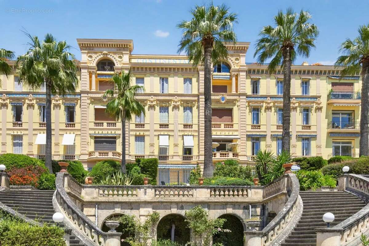 Appartement à CANNES