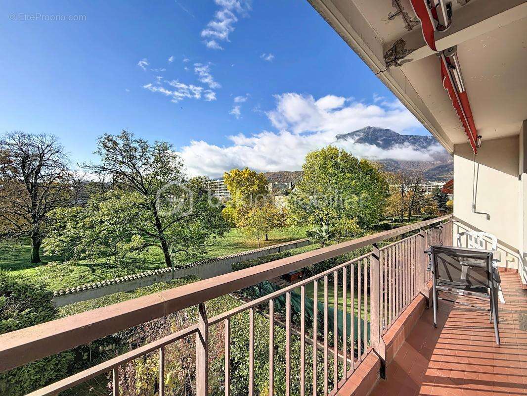 Appartement à ECHIROLLES