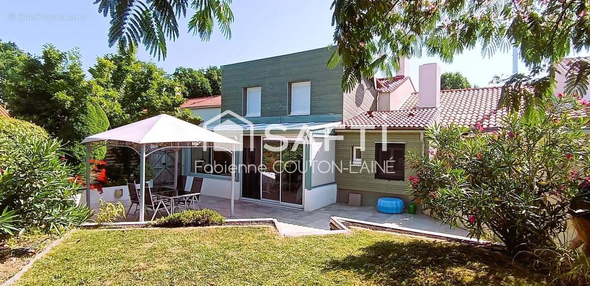 Photo 3 - Maison à VENANSAULT