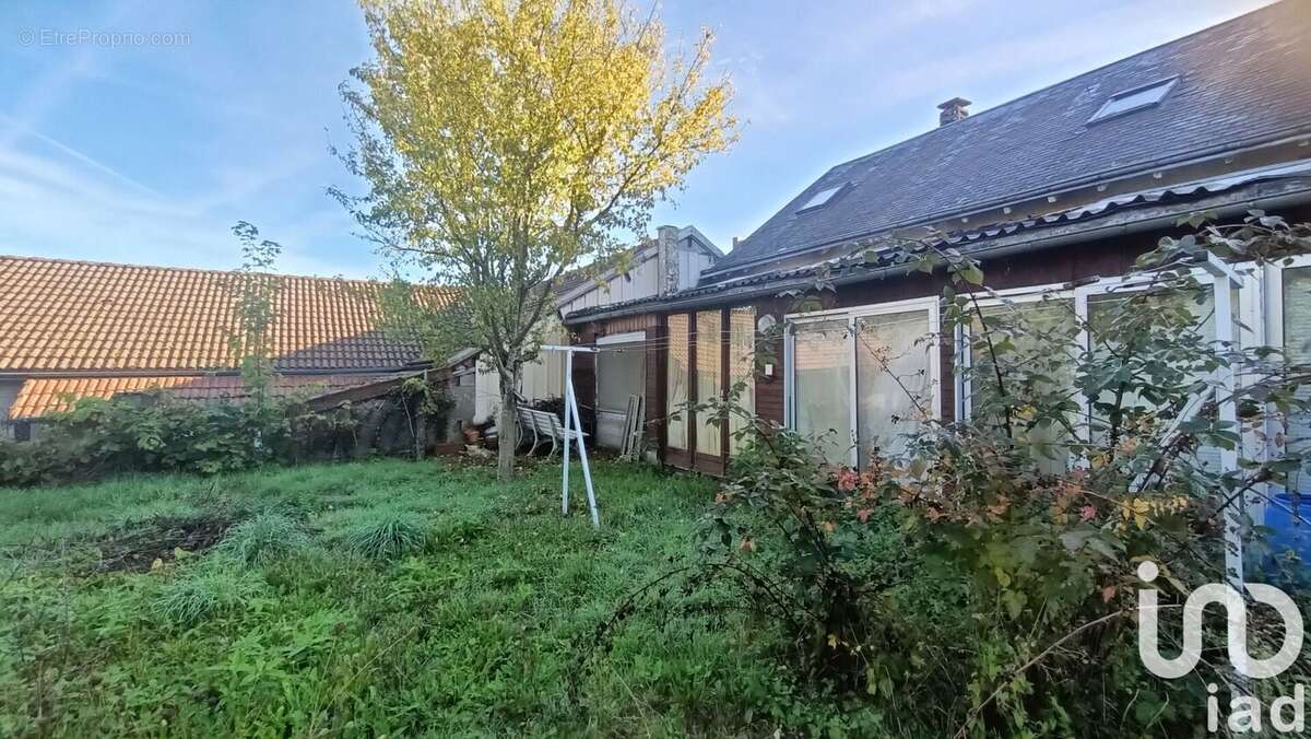 Photo 2 - Maison à SAINT-SULPICE-LAURIERE