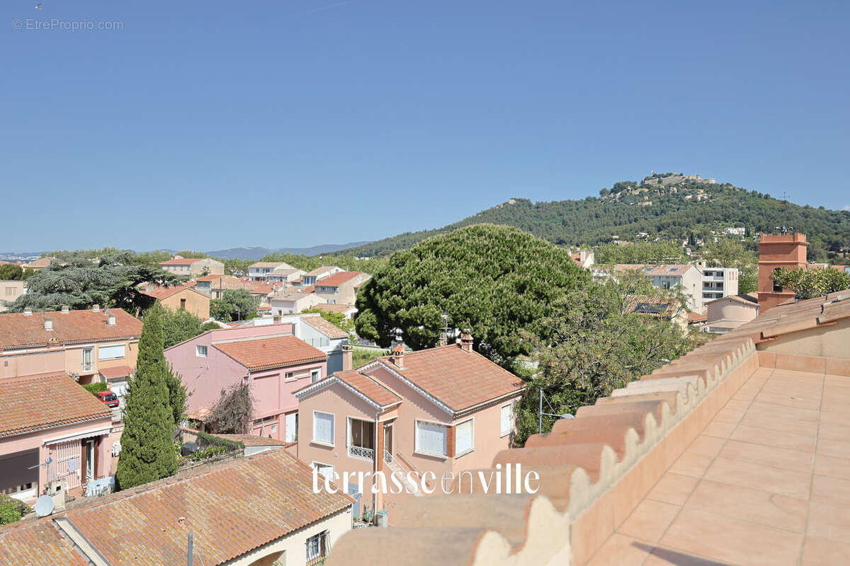 Appartement à SIX-FOURS-LES-PLAGES