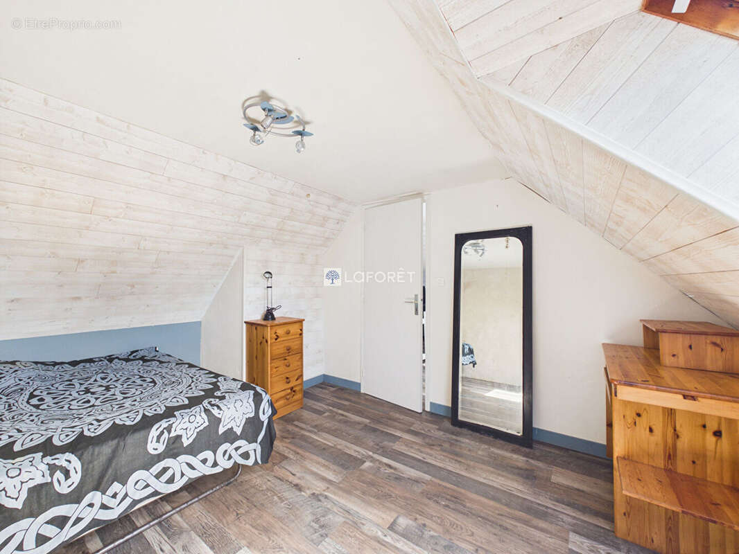 Maison à POULDREUZIC