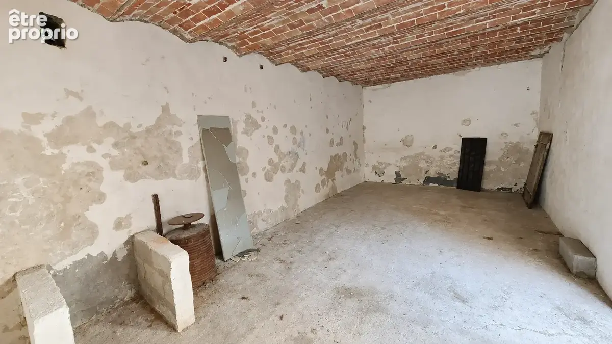 VILLELAURE: MDV de 256 m2 (utile) avec garage, cour et annexes - photo 8