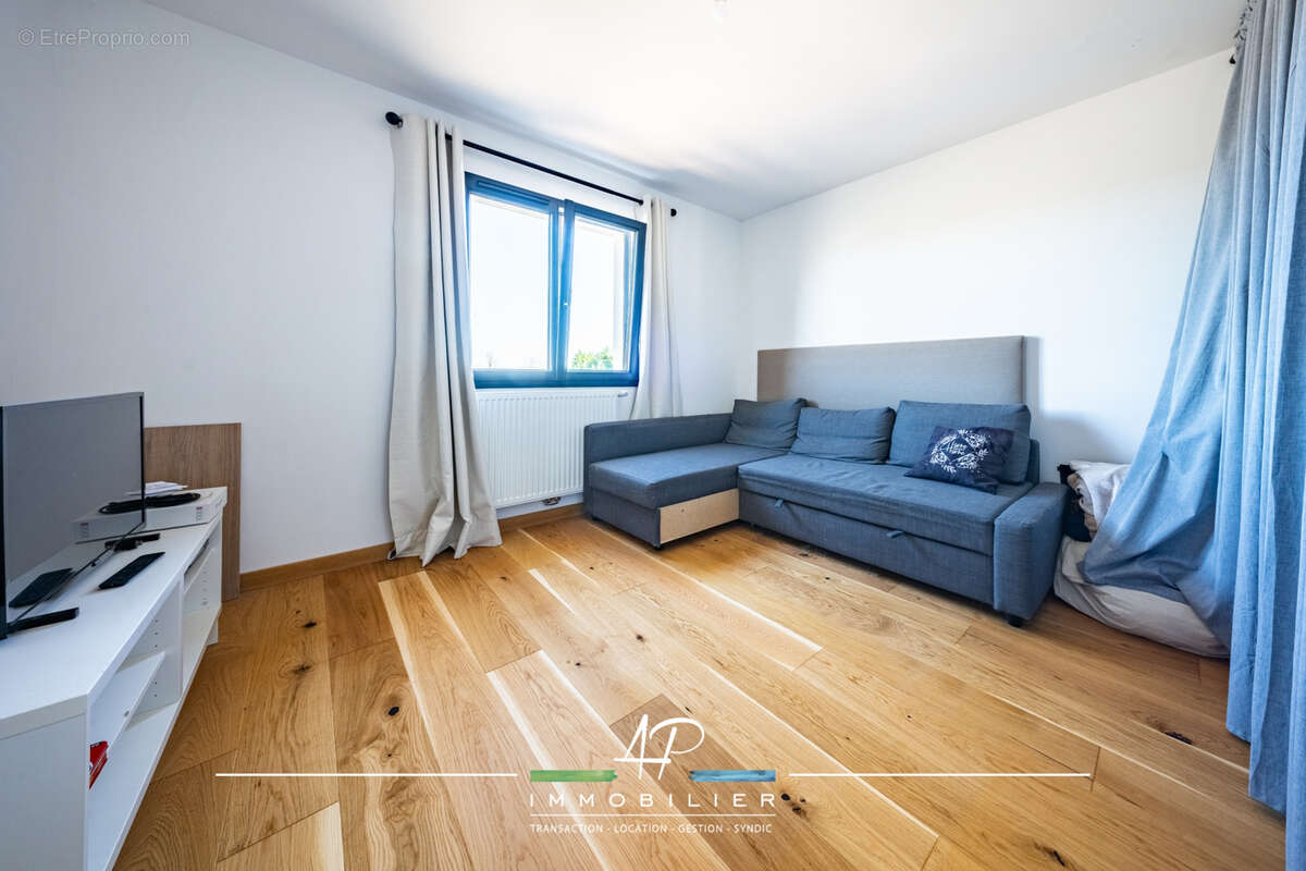 Maison à MIREBEAU-SUR-BEZE