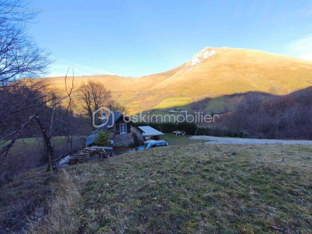 Maison à LOURDIOS-ICHERE