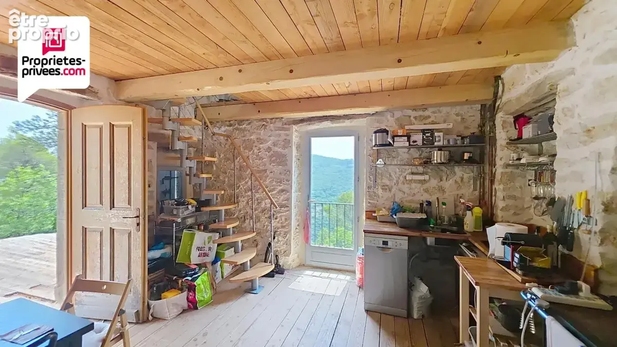 Tour en pierres amenagee avec terrain de 7 hectares et vue panoramique sur la vallee de la siagne - photo 6