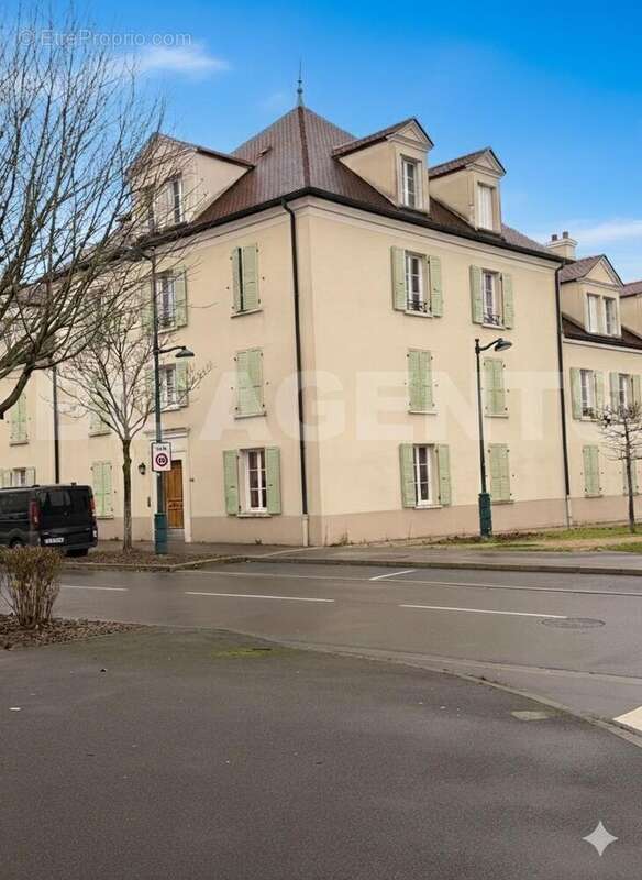 IMG_0130 - Appartement à BAILLY-ROMAINVILLIERS