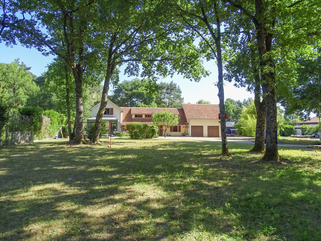Maison à CHATRES-SUR-CHER