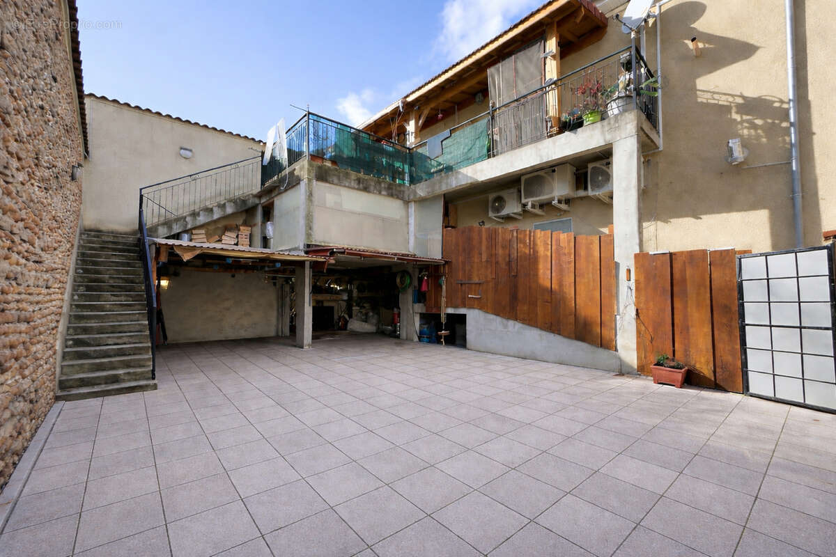 Maison à CHATEAUNEUF-DE-GALAURE
