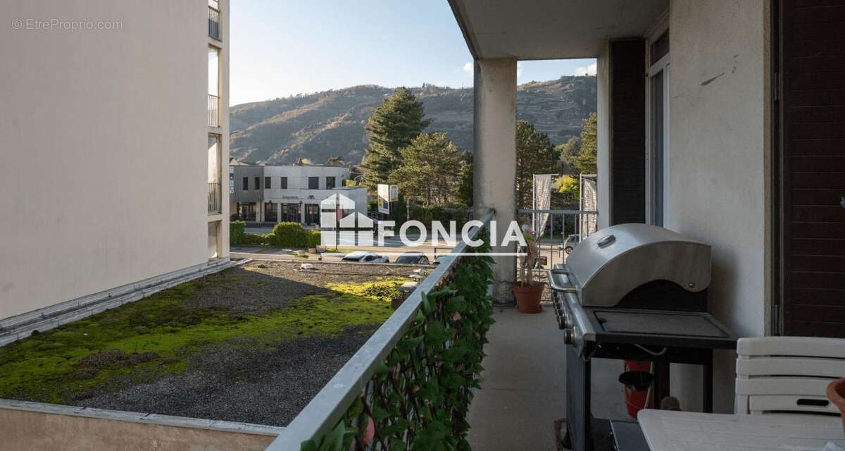 Appartement à TOURNON-SUR-RHONE