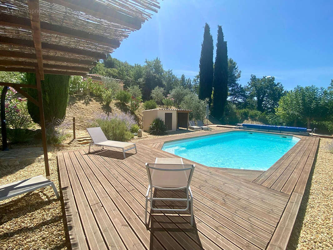 Maison à VAUGINES