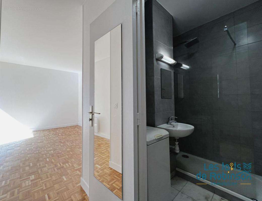 Appartement à LE PLESSIS-ROBINSON