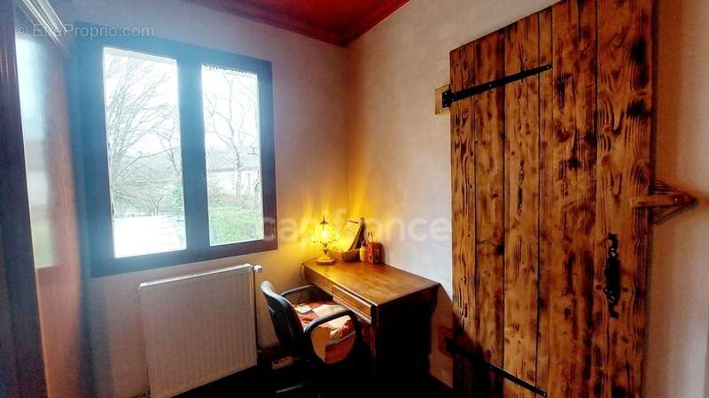 Maison à LE BUISSON-DE-CADOUIN