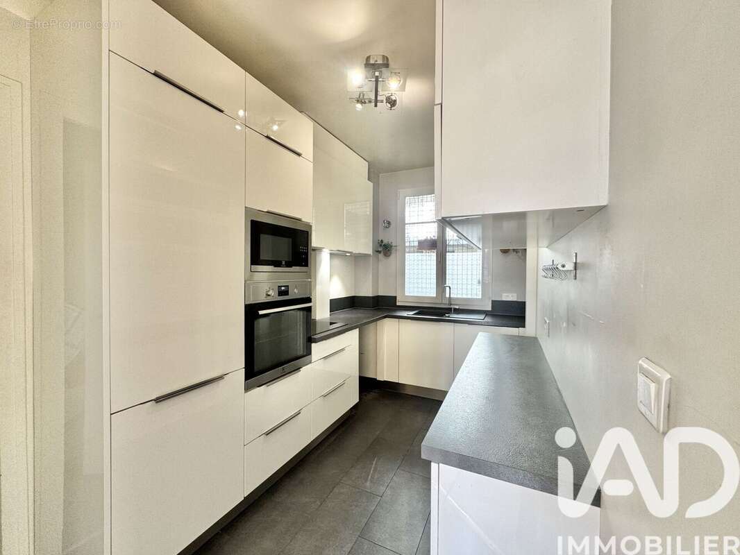 Photo 7 - Appartement à ISSY-LES-MOULINEAUX
