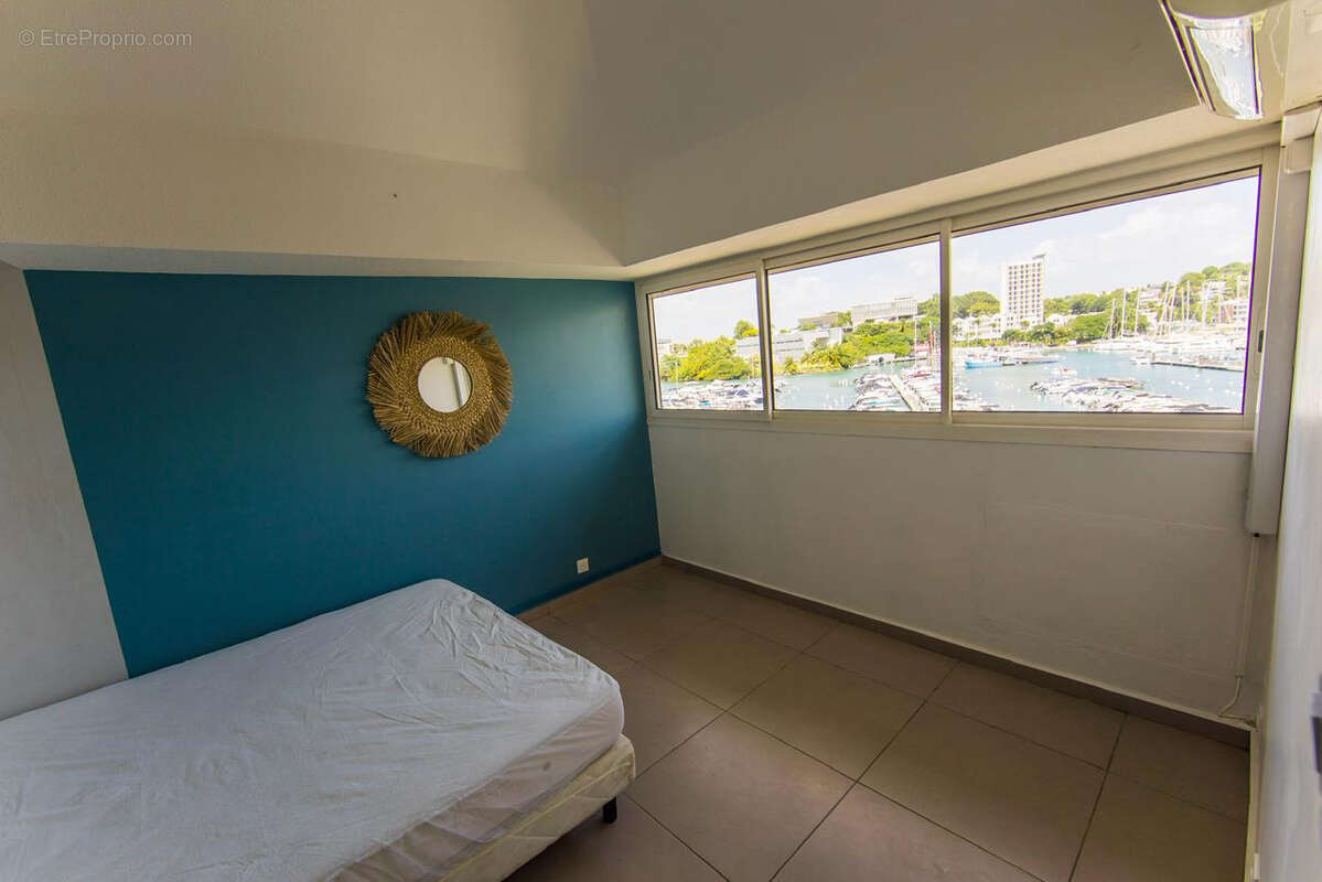 Appartement à POINTE-A-PITRE