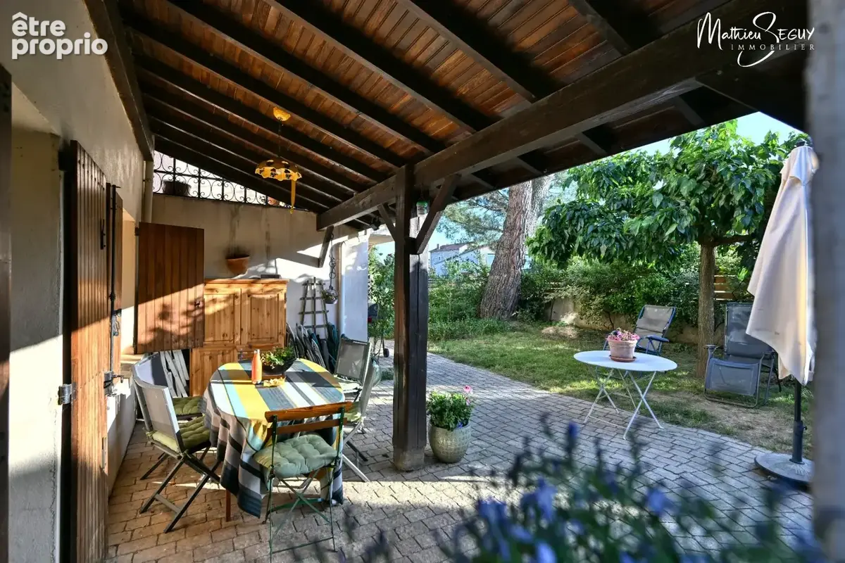Grande maison P7 sur un grand terrain au coeur de SAINT JEAN DE TOUSLAS - photo 12