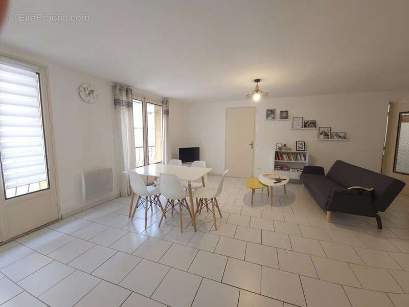 Appartement à PEZENAS