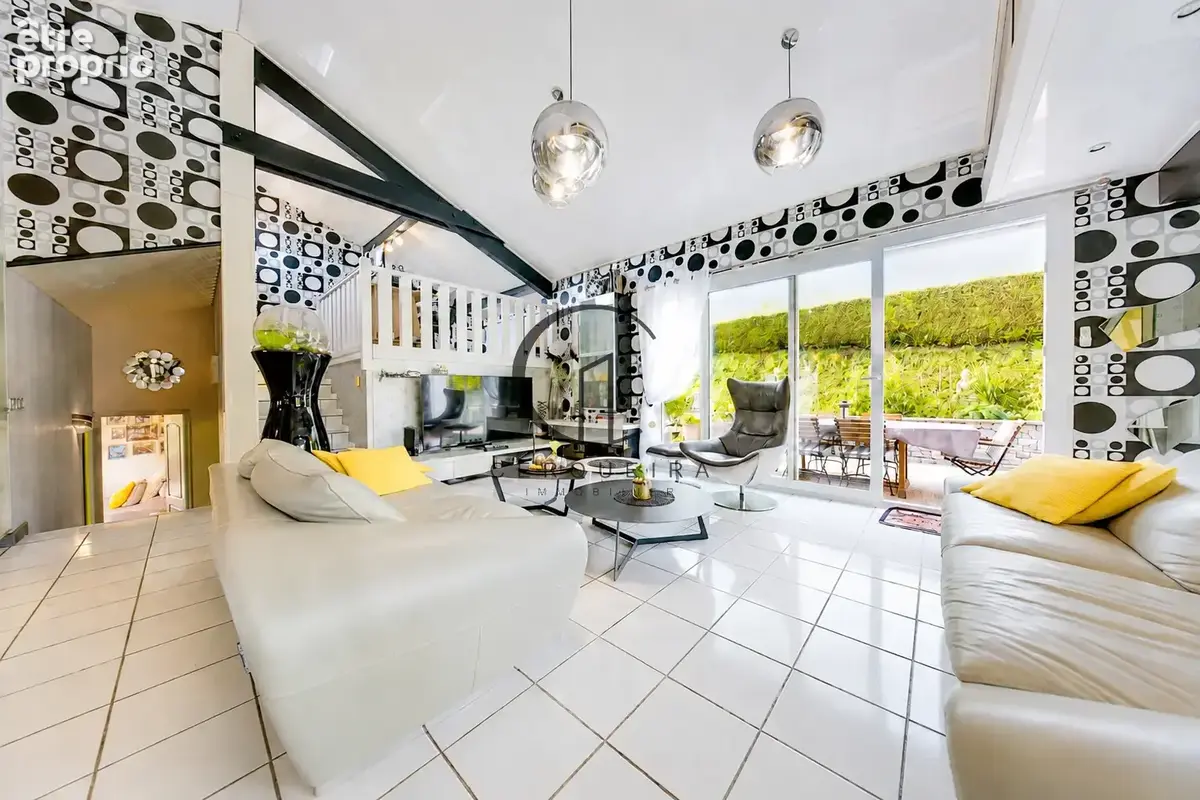 Villa d’architecte avec piscine et vue lac   Un cadre privilégié à Lugrin - photo 6
