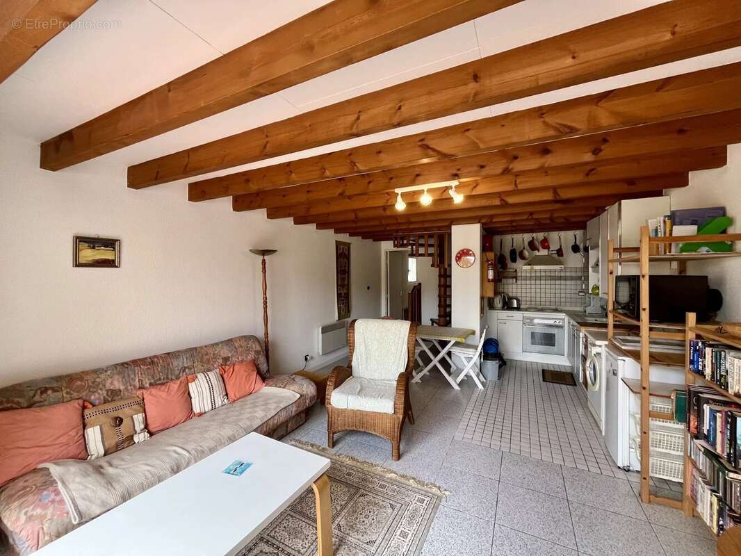 Maison à BOUTEILLES-SAINT-SEBASTIEN