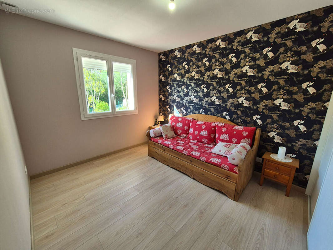 Maison neuve de 170 m² en R+1 avec appartement privatif - photo 9