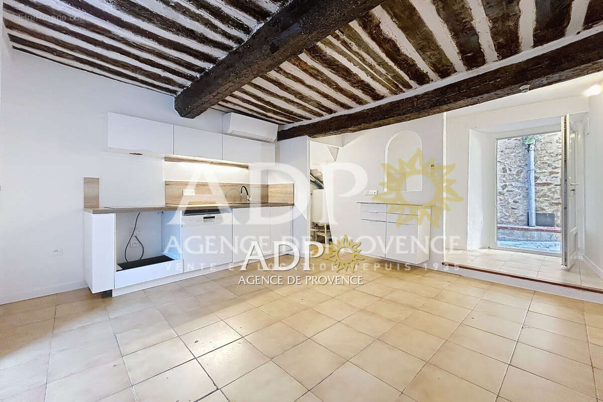 Maison à AURIBEAU-SUR-SIAGNE