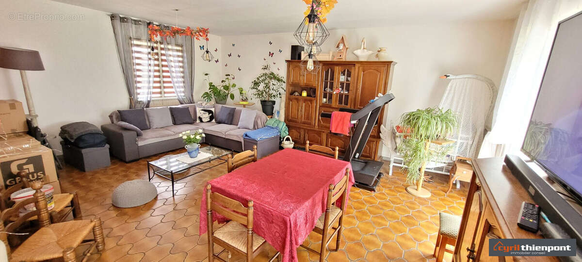 Maison à VAUCHELLES-LES-QUESNOY