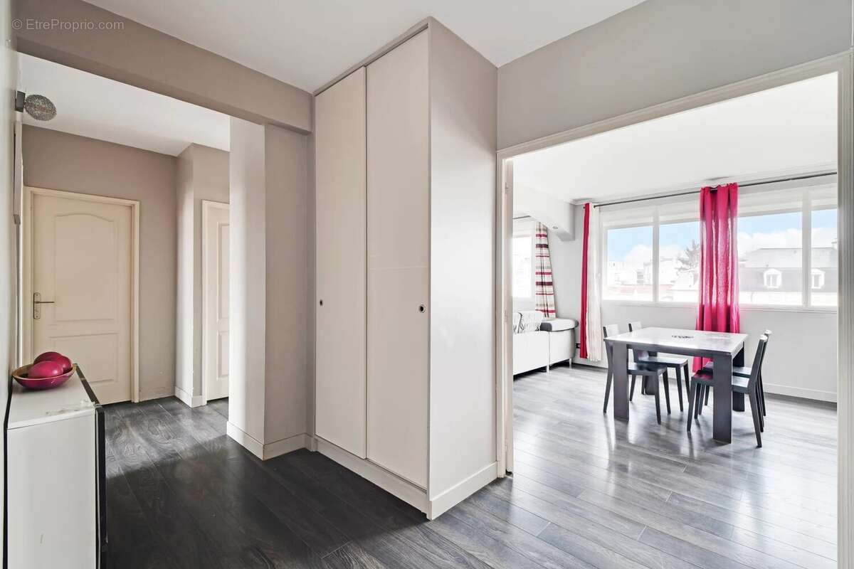 Appartement à COLOMBES
