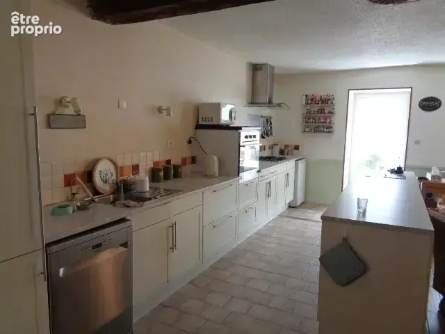 Charmante maison de village à 3 chambres avec granges et jardin privé - photo 7