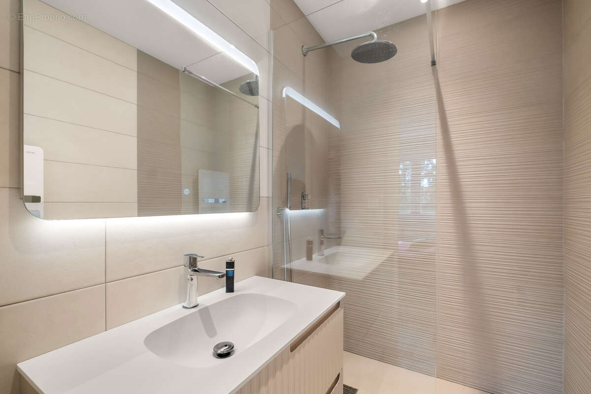 Appartement à LYON-4E