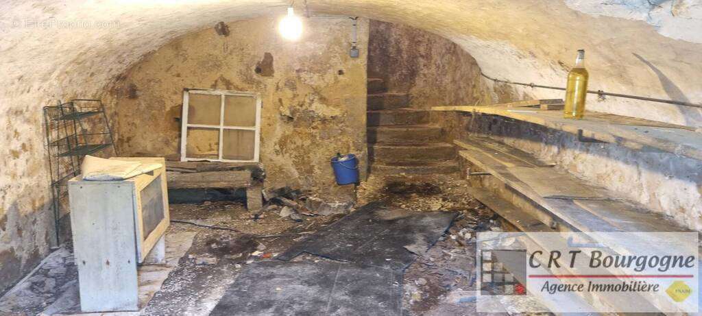 Maison à ETAIS-LA-SAUVIN