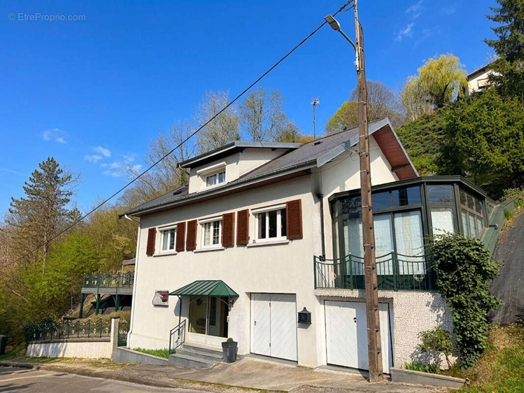 Maison à CHALEZE